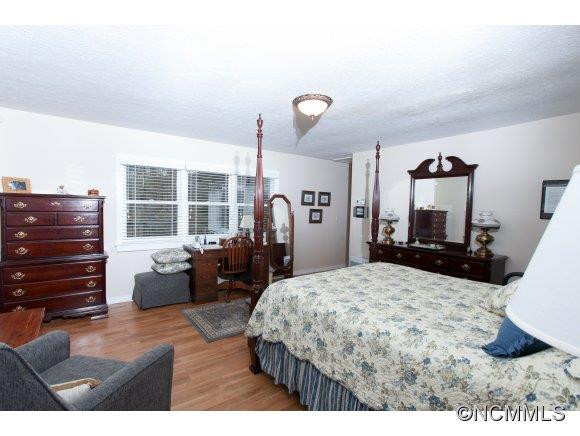 429 Eade Road - Photo 12