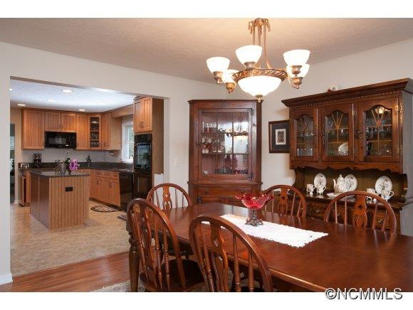 429 Eade Road - Photo 3