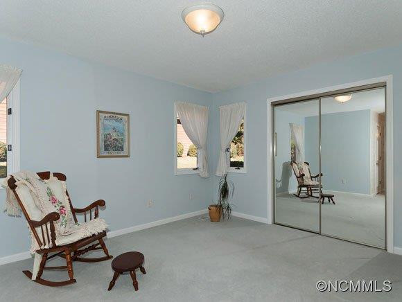 201 Woodfield Drive - Photo 9