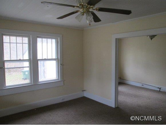 481 Forest St - Photo 6