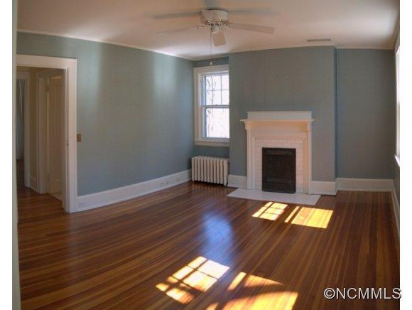 107 Evelyn Place - Photo 11