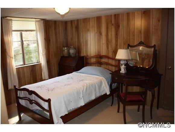 165 Woodland Rd. - Photo 13