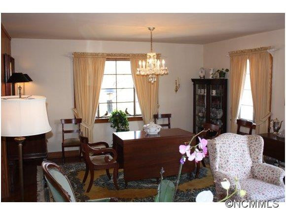 165 Woodland Rd. - Photo 5