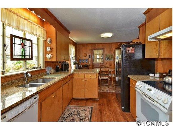 165 Woodland Rd. - Photo 6