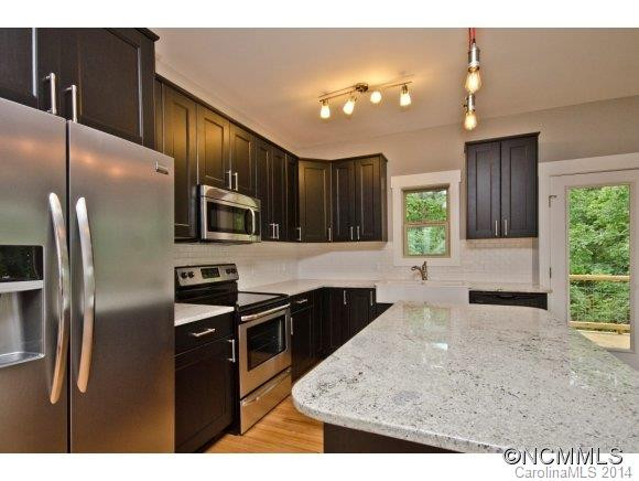 138 Bradley - Photo 5
