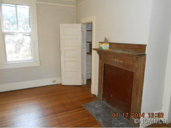 23 Courtland Avenue - Photo 2