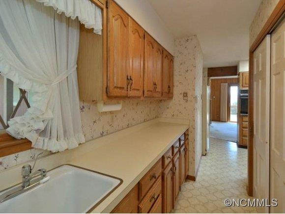172 ECHO CIRCLE - Photo 10