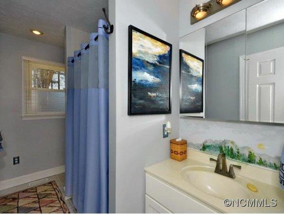 5 BRADDOCK WAY - Photo 14