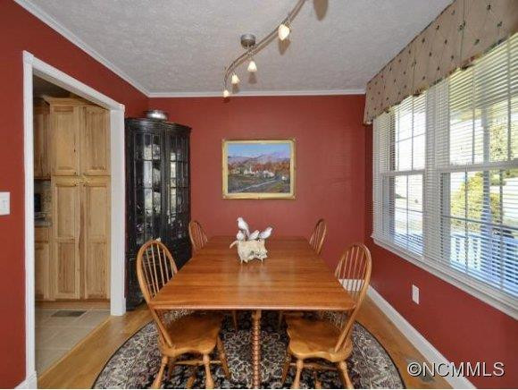 5 BRADDOCK WAY - Photo 5