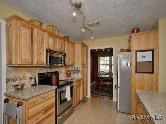5 BRADDOCK WAY - Photo 8