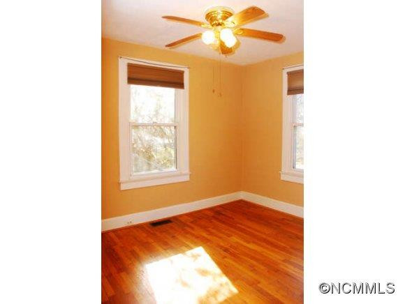 8 Enka Orchard Street - Photo 13