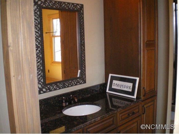 185 Lakehouse Trail - Photo 12