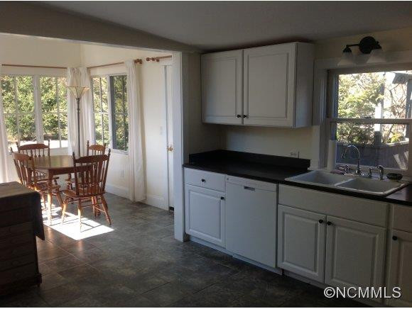 183 Avondale Road - Photo 5