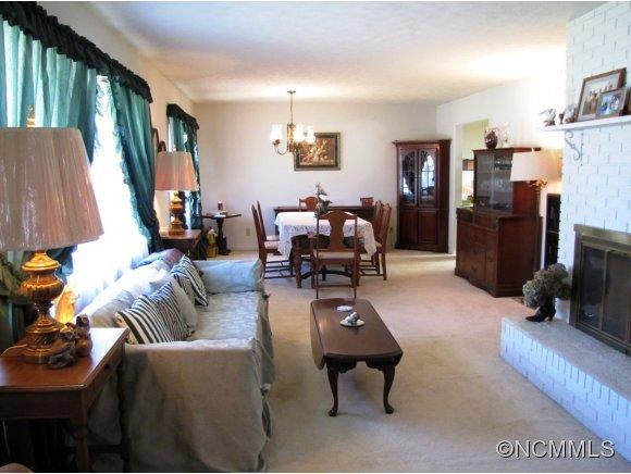 23 Country Road - Photo 2