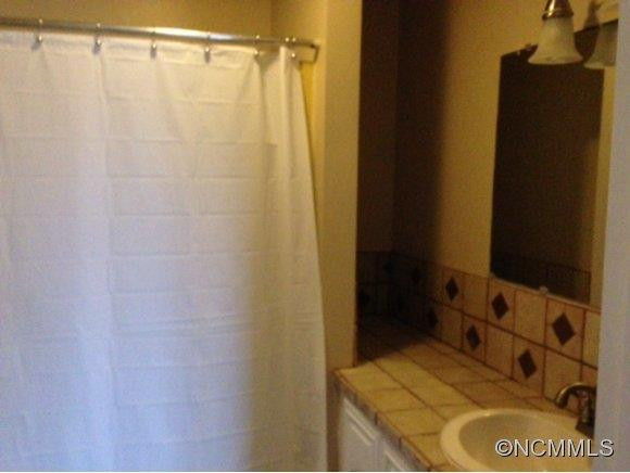 219 Camelot Crest - Photo 7