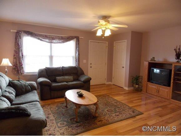 356 Fairfield Estates Dr. - Photo 7