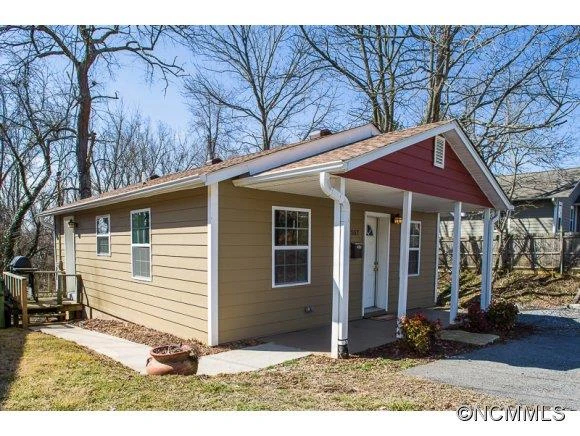 557 Fairview Road