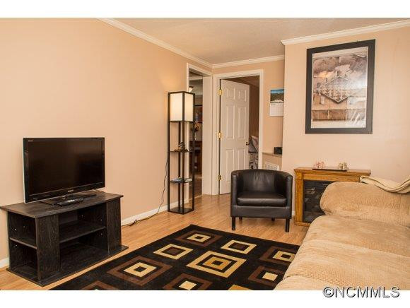 557 Fairview Road - Photo 4