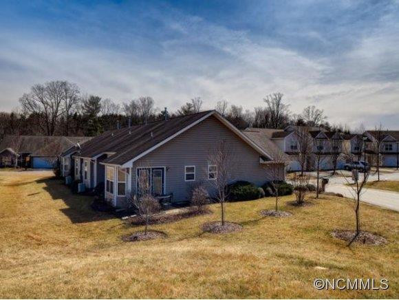 56 OLDE COVINGTON WAY - Photo 2