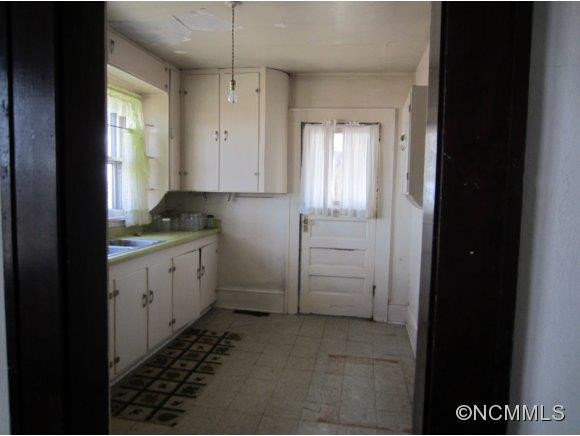 2 Cottage Street - Photo 9