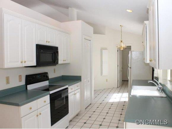 949 KANUGA ROAD - Photo 3