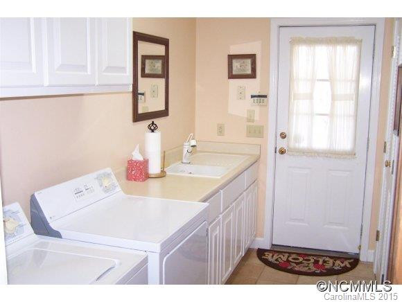 525 Carriage Row - Photo 22