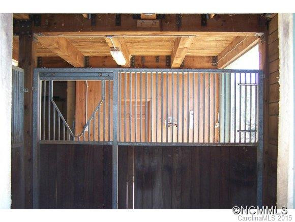 525 Carriage Row - Photo 4