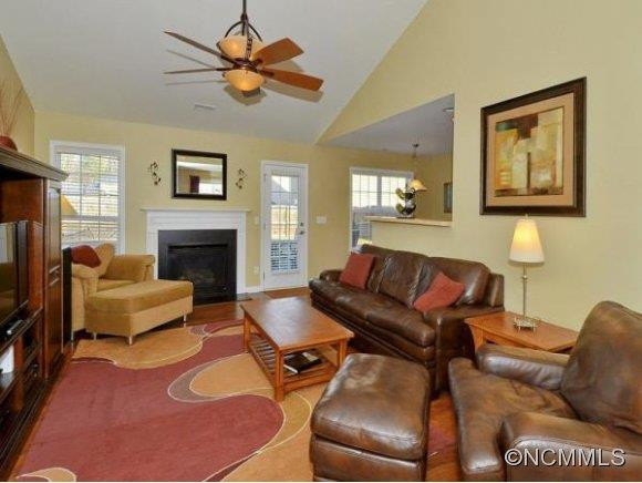 131 CHOWAN DR - Photo 3