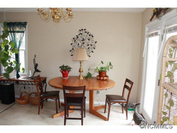 3 LAUREL BROOK DRIVE - Photo 3