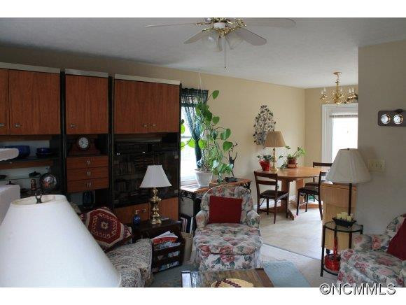 3 LAUREL BROOK DRIVE - Photo 4