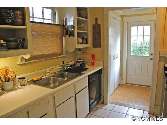 122 Trotter Place - Photo 8