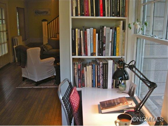 122 Trotter Place - Photo 9