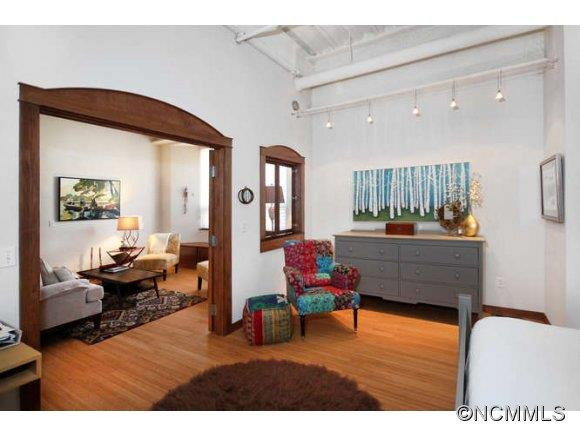 12 S. Lexington Ave. Unit 200 - Photo 13