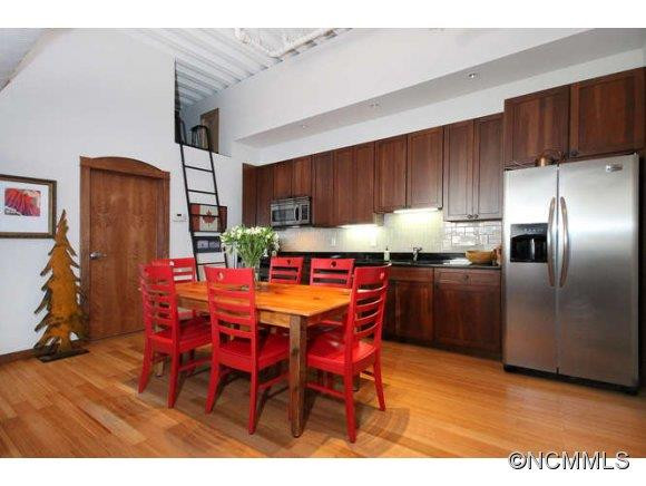 12 S. Lexington Ave. Unit 200 - Photo 6
