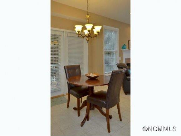 211 RIVERCREST BLVD. - Photo 11