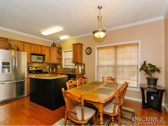 30 FOREST RIDGE DRIVE - Photo 8