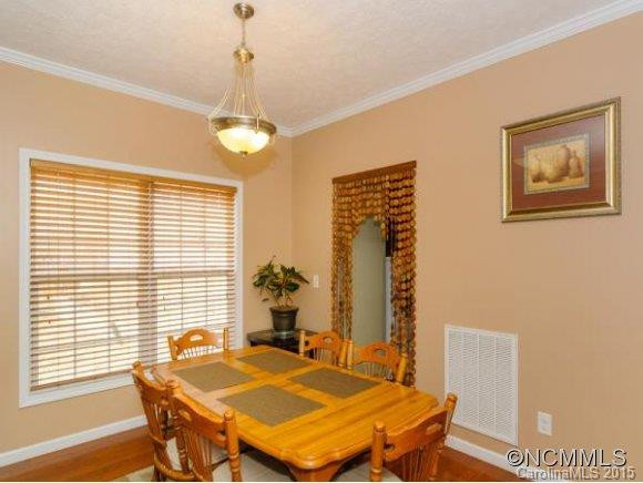 30 FOREST RIDGE DRIVE - Photo 9