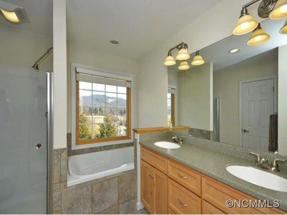 121 ARBOR LANE - Photo 12