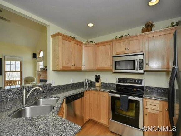 121 ARBOR LANE - Photo 9