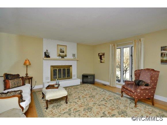 104 Woodland Hills Rd - Photo 2