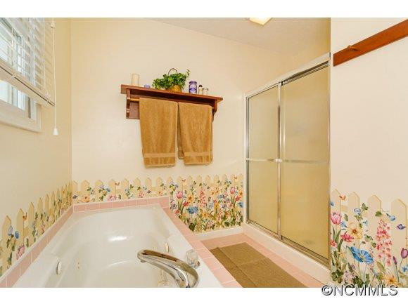 42 Forest Knoll Drive - Photo 11