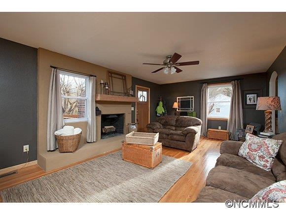 2803 Asheville Highway - Photo 2