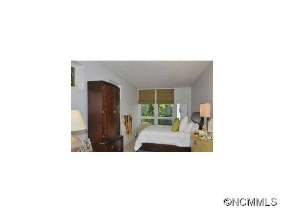 26 East Fox Chase Road - Photo 23