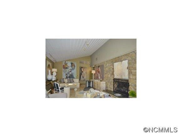 26 East Fox Chase Road - Photo 6