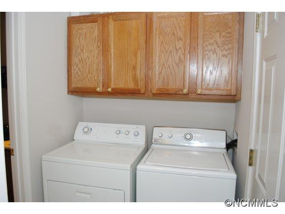 433 Wiltshire Circle - Photo 10