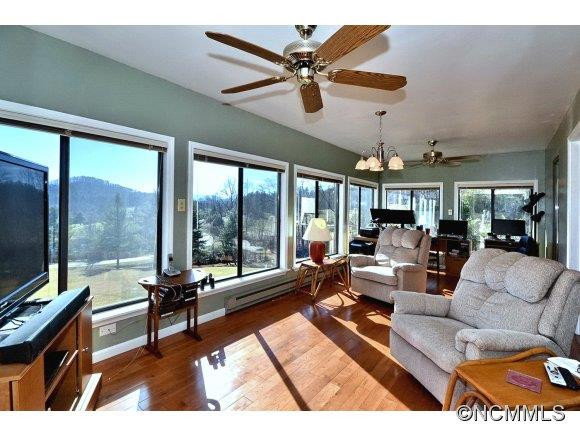 2890 Turnpike Road - Photo 3