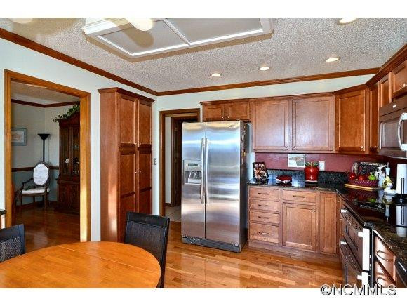 2890 Turnpike Road - Photo 6
