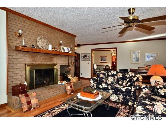 2890 Turnpike Road - Photo 8