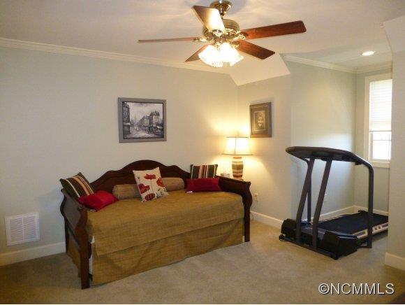 640 VISTA FALLS ROAD - Photo 15