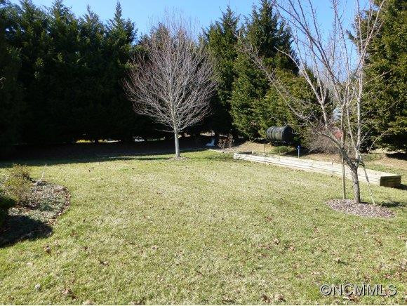 640 VISTA FALLS ROAD - Photo 21